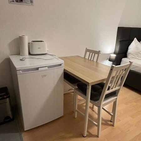 Stadtnahe Wohnung Mit Terrasse ヘーヒベルク エクステリア 写真