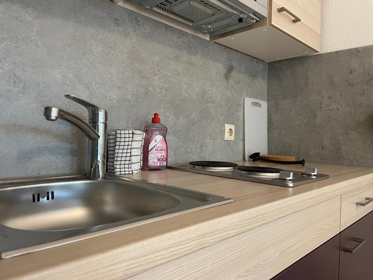 Stadtnahe Wohnung Mit Terrasse ヘーヒベルク エクステリア 写真