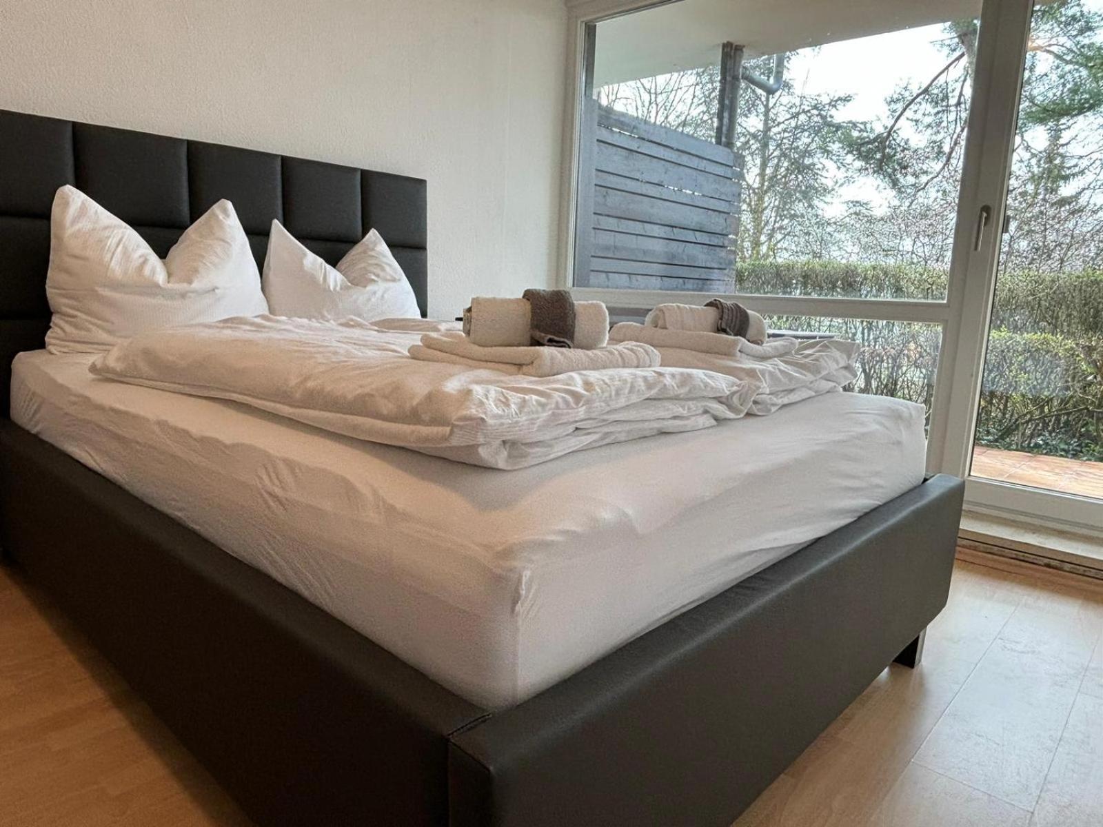 Stadtnahe Wohnung Mit Terrasse ヘーヒベルク エクステリア 写真
