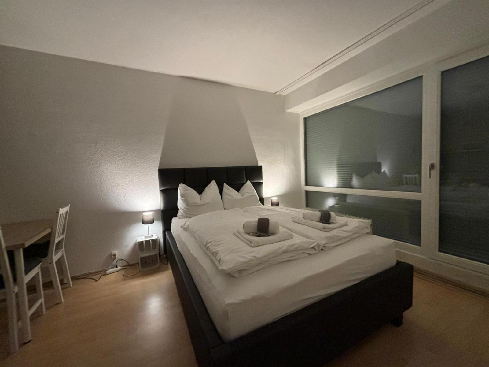 Stadtnahe Wohnung Mit Terrasse ヘーヒベルク エクステリア 写真